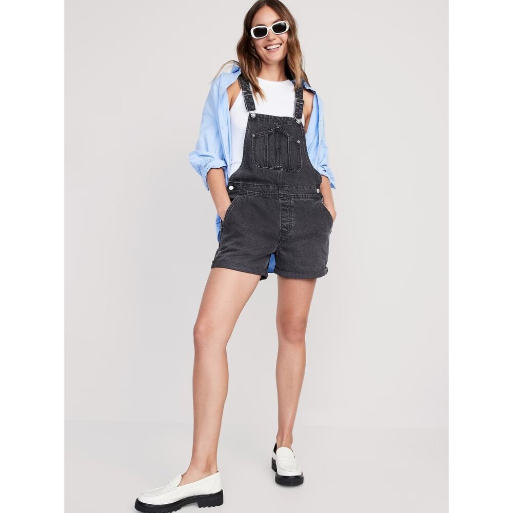 Old Navy Womens Medium Slouchy Straight Non-Stretch Black Jean Short Overalls